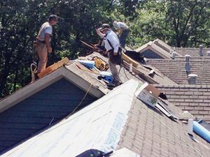How to Deal with Roofs Problems and Roof Emergency Repairs
